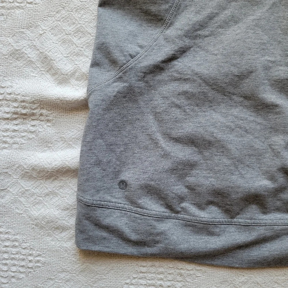 Lululemon Blissed Out Sleeveless Hoodie Heathered Medium Grey - Picture 5 of 9